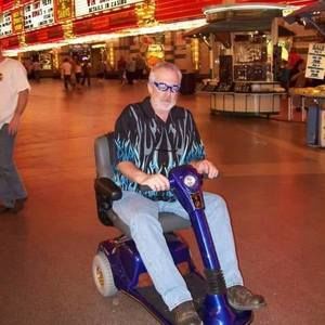 Meet your Posher, Levi